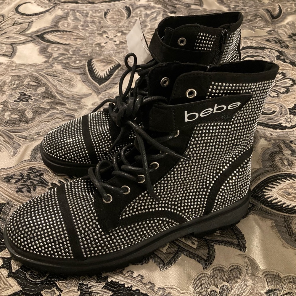 BEBE CRYSTAL Dayani Boots. NEW Never Worn. Size 7.5